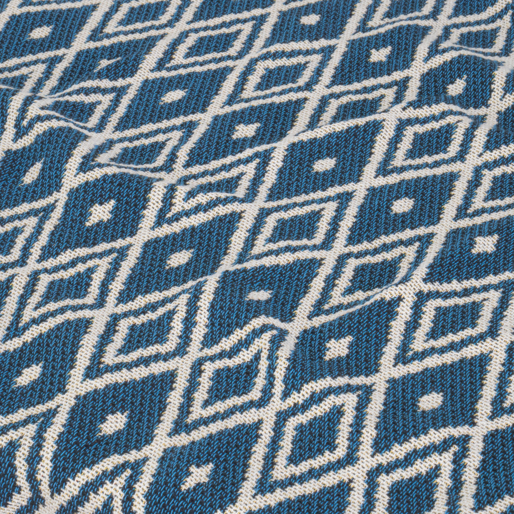 Diamond Lattice Woven Blanket